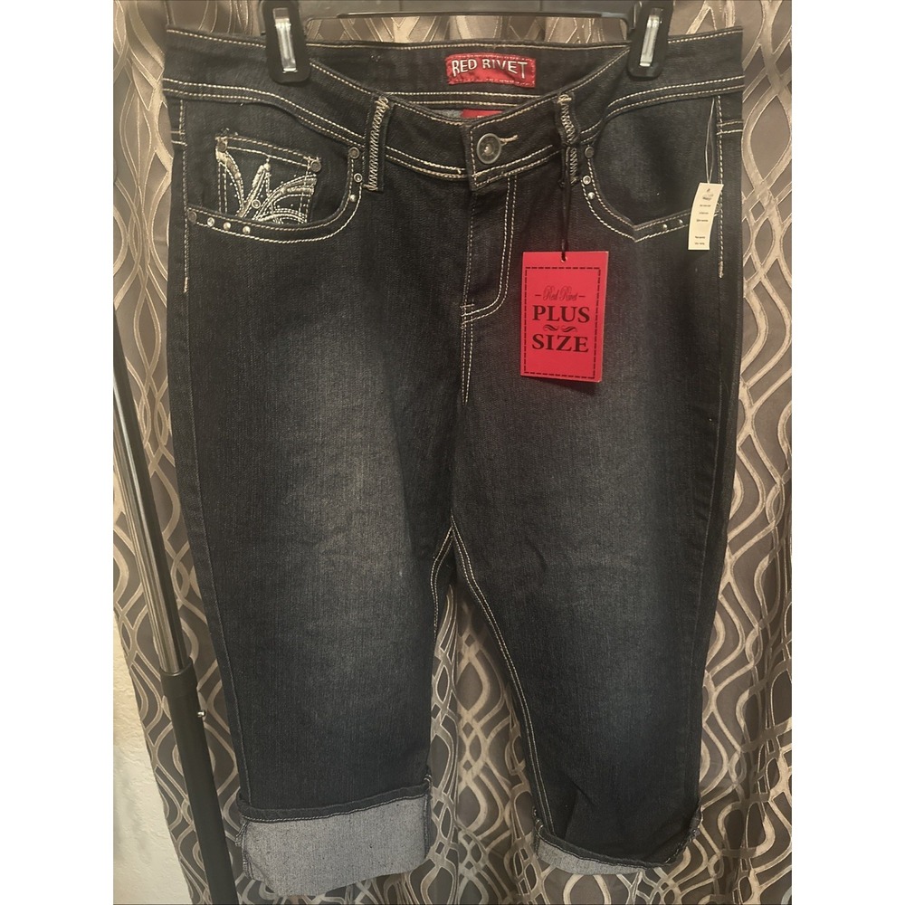 Red Rivet Size 16 Capris Womens Jeans Dark Blue Denim